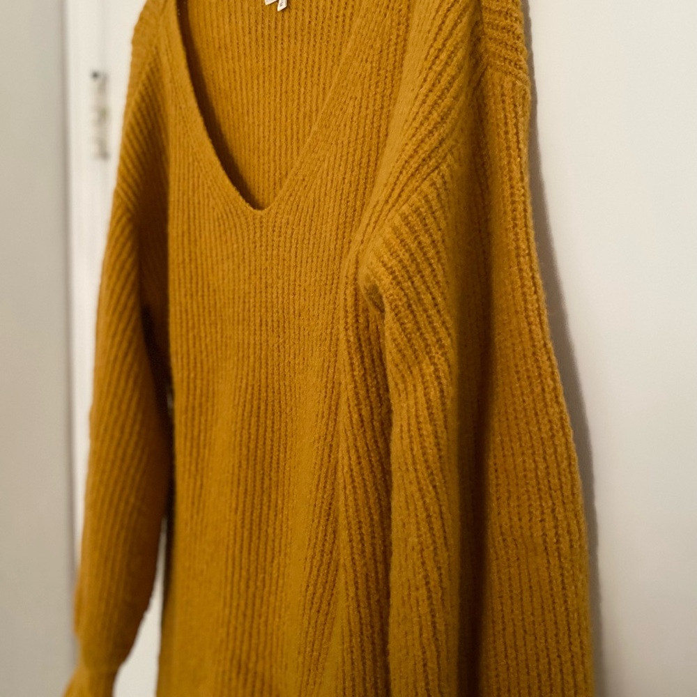 Lou & Grey Ribbed Sweater - Picture 4 of 4